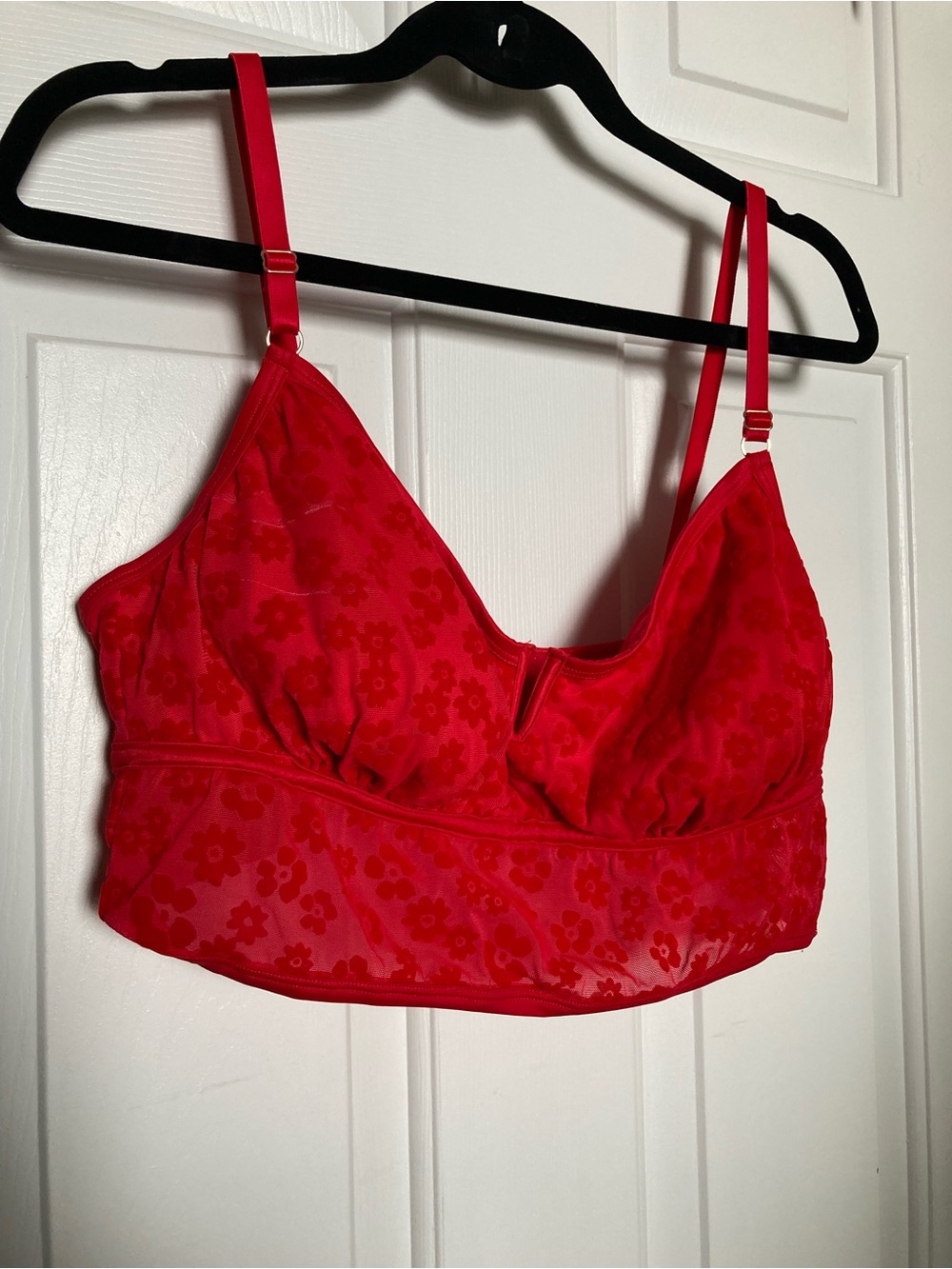 PINK Victoria's Secret Red Floral Bralette